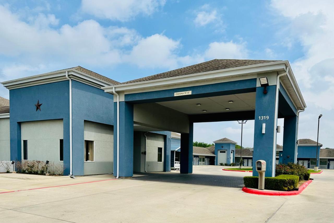 Lonestar Inn El Campo 외부 사진